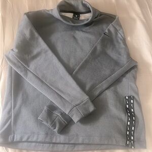Nike Women's gray medium Therma-FIT Element Swift Turtleneck Running Top